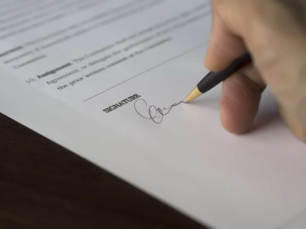 Contract terms and flexibility for renting an office space